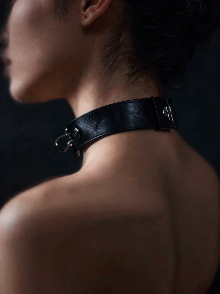 首絞めプレイの代替としての安全なBDSMアクセサリー